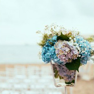 destination wedding flower pot